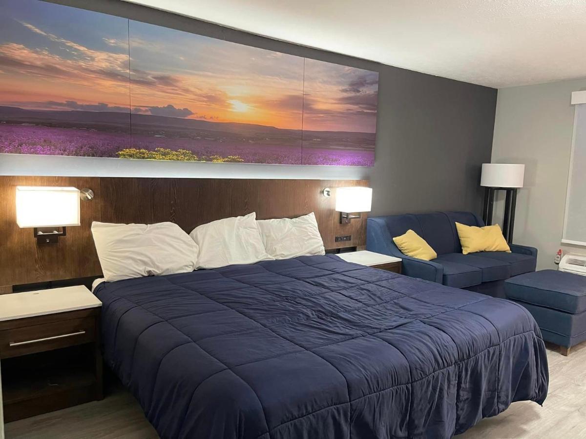 Luxor & Suites, A Travelodge By Wyndham Hotel 3*