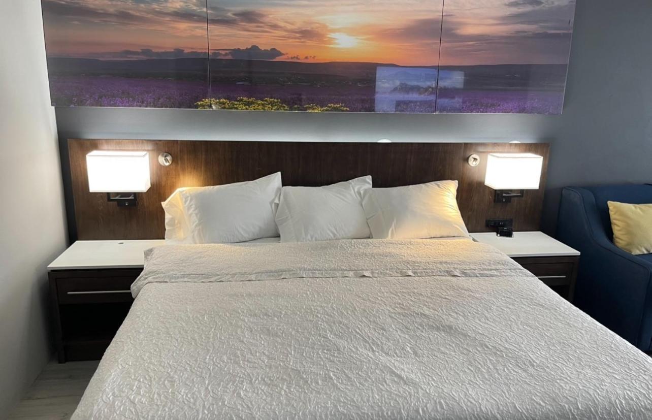 Luxor & Suites, A Travelodge By Wyndham Hotel