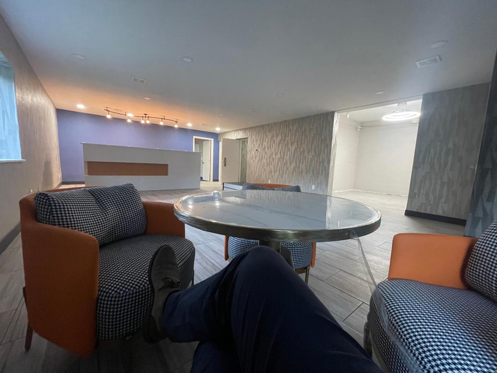 Hotel Luxor & Suites, A Travelodge By Wyndham 3*